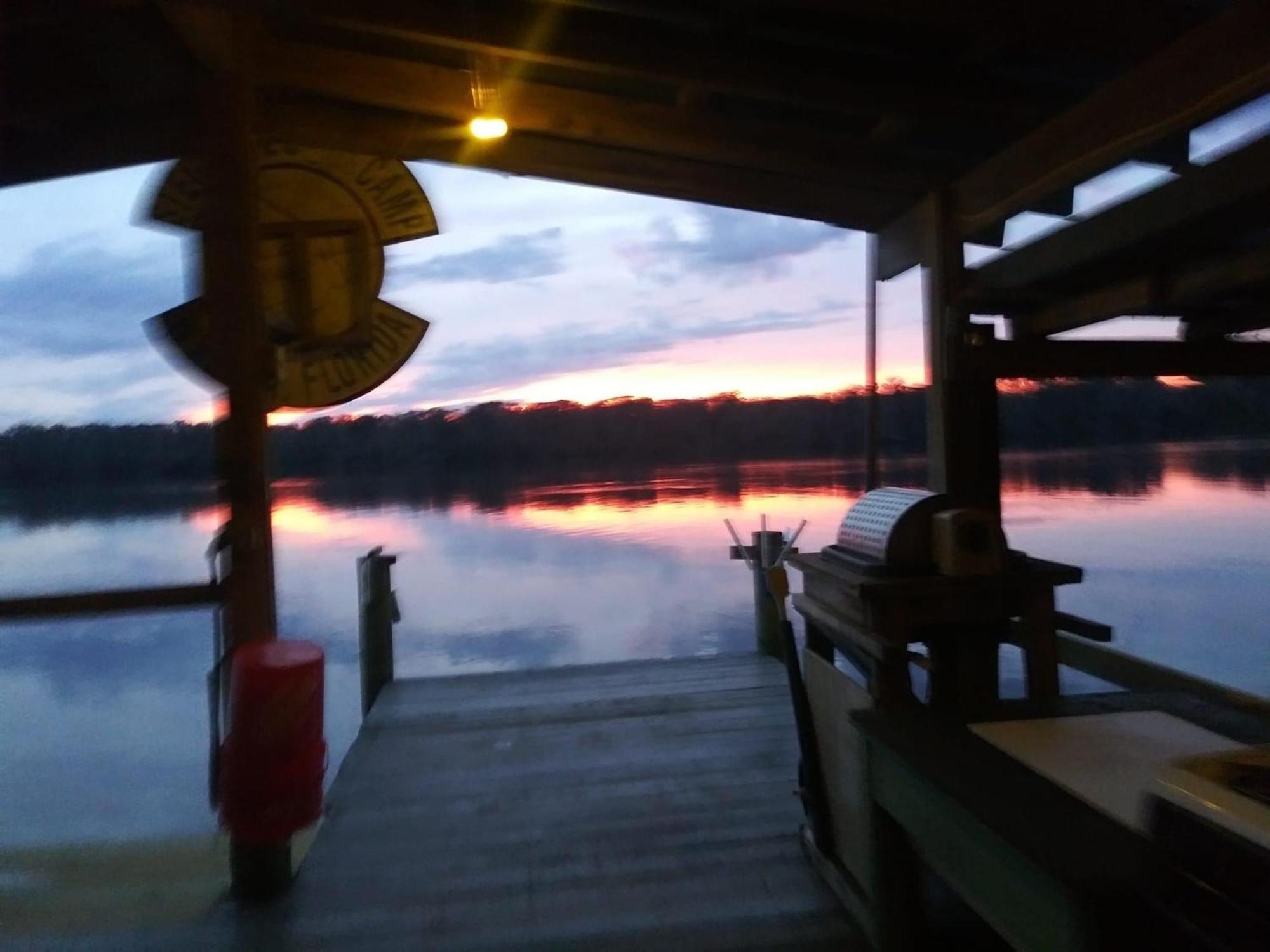 Stegbone'S Fish Camp And Resort Satsuma Экстерьер фото
